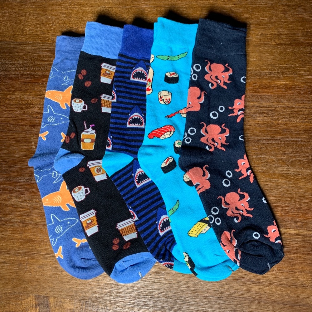 Woman’s men’s lot (5 pairs) novelty socks size 10